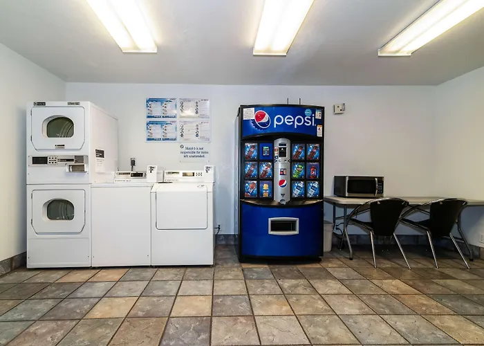 Motel 6-Palm Springs, Ca - East - Palm Canyon